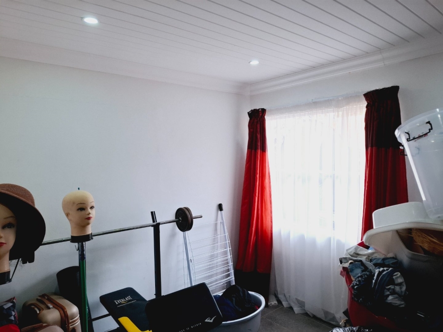 4 Bedroom Property for Sale in Generaal De Wet Free State